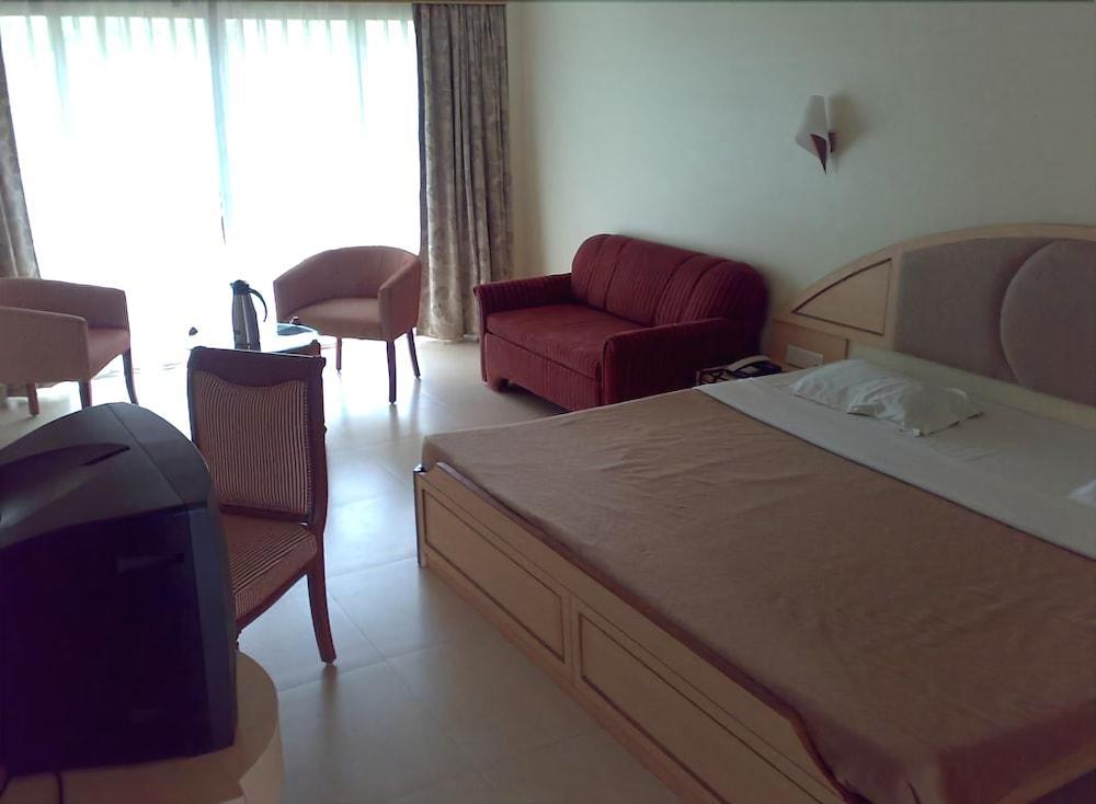 Aveda Blue Country Resort Panchgani Luaran gambar