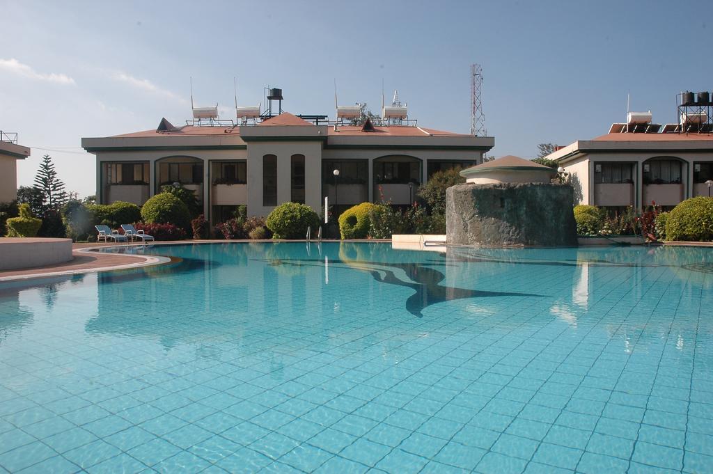 Aveda Blue Country Resort Panchgani Luaran gambar