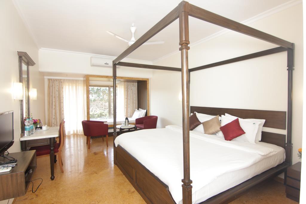 Aveda Blue Country Resort Panchgani Luaran gambar