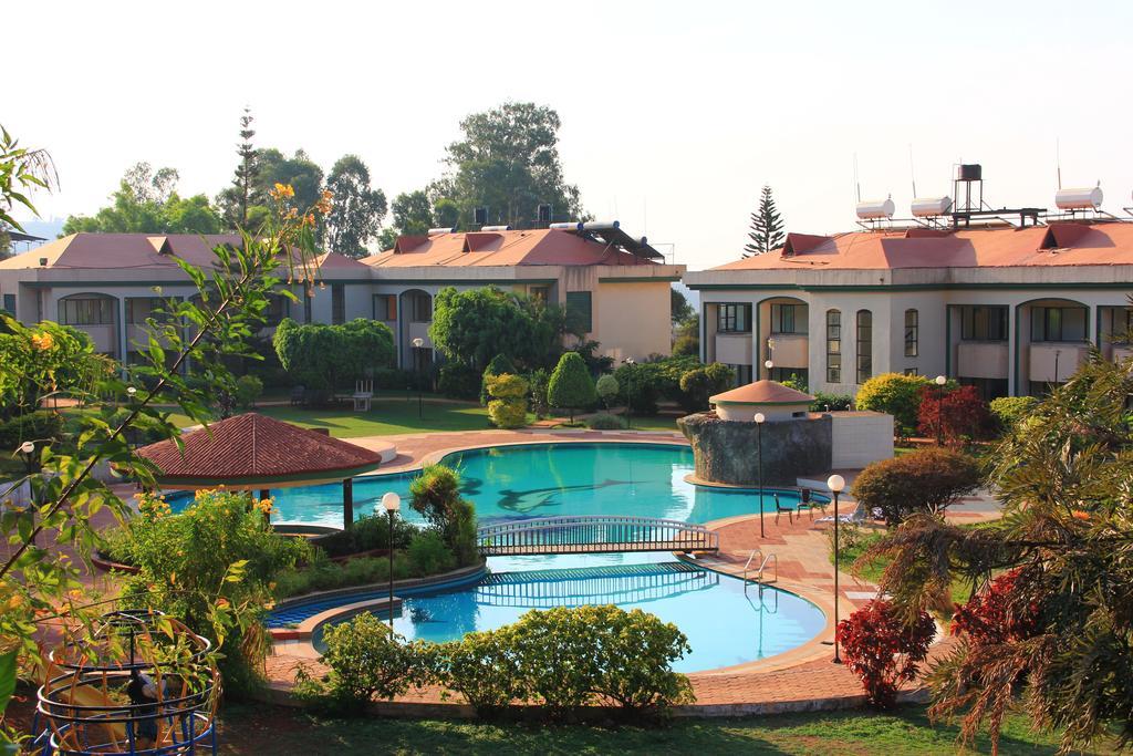 Aveda Blue Country Resort Panchgani Luaran gambar