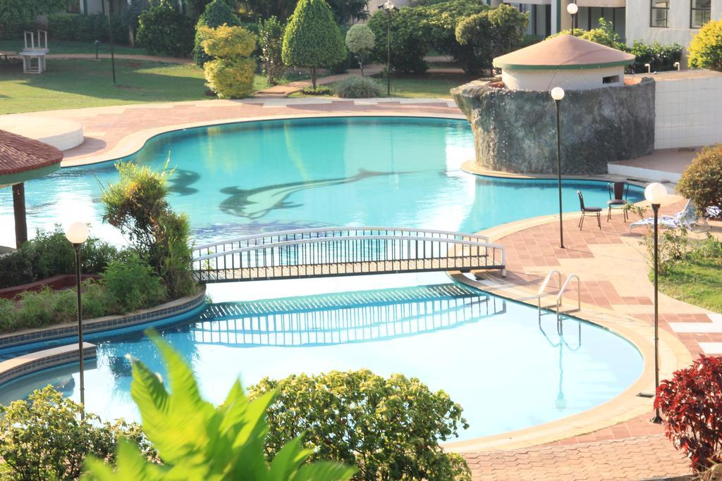 Aveda Blue Country Resort Panchgani Luaran gambar